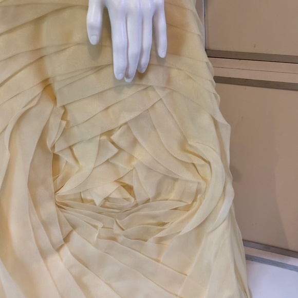 Carmen Marc Valvo Strapless Cocktail Tiered Ruffle Silk Dress Yellow Sz 6 - Picture 6 of 14